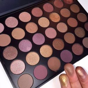 Morphe 35 Taupe Eyeshadow Palette